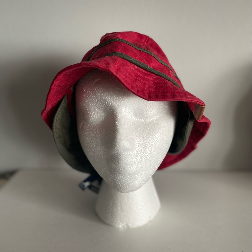 KANGOL Women’s Waxed Cotton Banford Cap